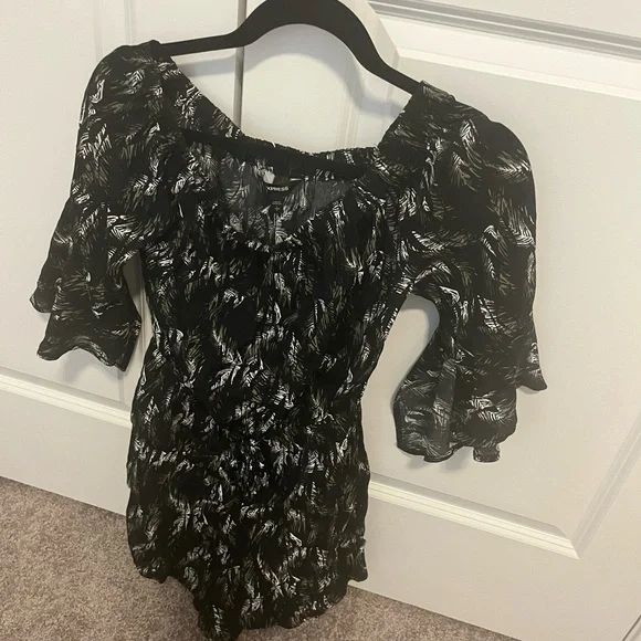 Express Romper - Picture 3 of 3